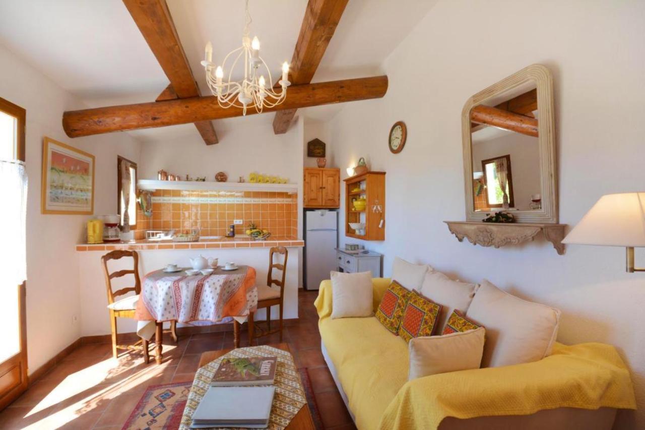 Maison De Caractere A Ceyreste - Terrasse Et Jardin Cloture Holiday home *